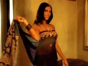 Schöne Bollywood Indische MILF Heiß