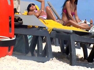Unglaublicher strand zwei mädchen latin topless punta cana 001