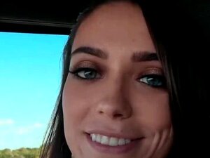 Црвенокоса аутостоперка курва јебе