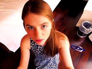 Süße Babysitterin POV-Ritte