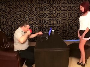 Sieh dir jetzt schrumpfende Chefin Deanne an! - Riesin, Riesin Fx,