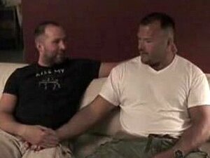 2 Karhu Toiminta homo porno homot homo cumshots niellä stud hunk