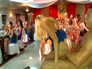 Exquisite Oralsex-Party