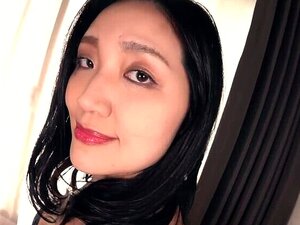 Die ultimative Schönheit und Eros Hoka Hanashiro 46 Jahre alt Erstes