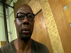 Gespierde zwarte homojongens vernederen witte twinks hardcore 17