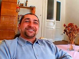 Anal mit der Brünetten Claudia Ferrari