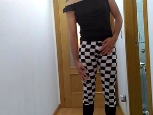 Nieuwe leggings, hakken en strings plagen. Magere kleren worden