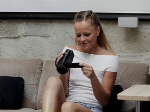 Heiße Latina-Freundinnen lecken sich gegenseitig die Muschi im