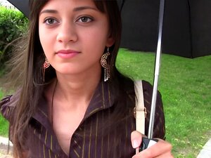 Janna kam zu mir, um nach dem Weg zu fragen, und ich steckte ihr meine