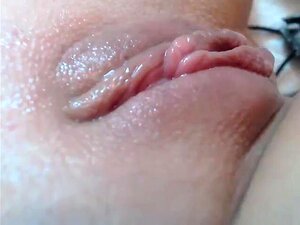 Amateur Jeyssy69 fingert sich selbst auf der Live-Webcam