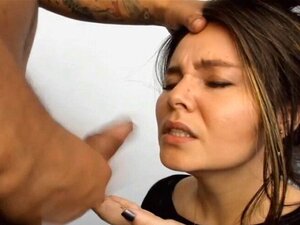 Denna brud är en jävligt bra kuksugare. Denna brunettbabe ger sin