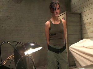 Sasha Grey Arsch wird versohlt