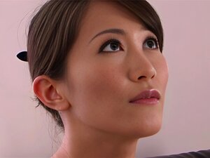 Tauche ein in die verführerischen Leidenschaften einer zierlichen