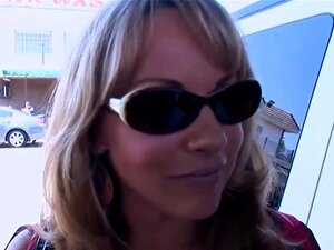 Amatööri milf blondi haluaa tuoretta kyrpää