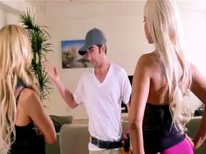 Nikki Bridgette - 2 blonde Schlampen