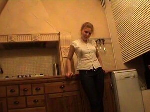 Stoute pornoscènes vastgelegd op cam