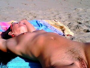 Josephine de l'Île Maurice: La pisseuse au Cap d'Agde im Winter