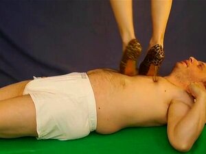 Trampling-Debüt,