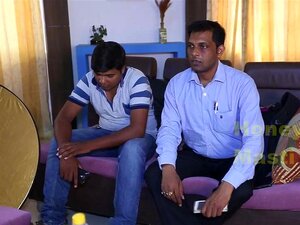 Романтични стомак шоу и додир