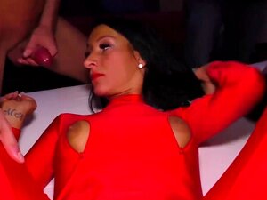 Spandex Catsuit Gruppensex-Party