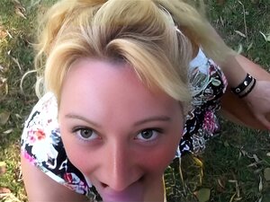Eine 44-jährige französische MILF bläst mir am Wasserrand einen,
