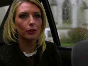Schau zu, wie Emma und Julie jetzt in einem Gangbang ausgehen! - Bbc,
