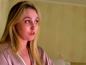 Stiefmutter-Stiefsohn am selben Tag im Bett mit riskantem Creampie