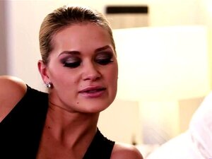 Сисата риба са повезом на очима и