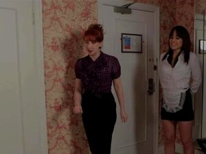 CFNM Femdoms necken den Mikroschwanz-Verlierer