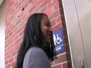 Crni medeni hardcore gloryhole 6