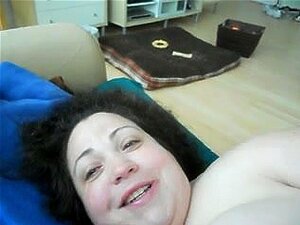 große schöne Frau Facial & diese Schlampe kommt,