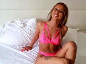 Echtes junges Amateurpaar aus Deutschland macht eigenen Porno