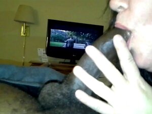 BBW genießt es, einen BBC zu lutschen und Sperma zu schmecken