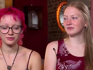Ersties - Zoe und Tonja stehen auf ungewöhnliche Dinge