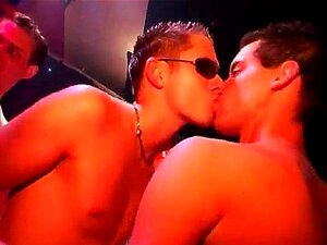 Црни геј секс момци снимају вруће рибе