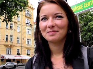 HUNT4K. Cuckold tog emot pengar för flickvännens sex med
