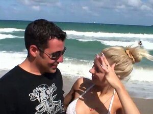 Spring Break Süßen werden in einem Orgie-Fick richtig dreckig.