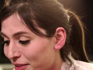 TS Aubrey Kate liebt wirklich harten Analsex mit großem Schwanz