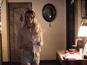 Lycklig kille knullade en petite blond sötnos Riley stjärna efter