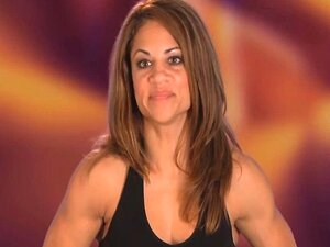 Frisch verheiratetes Paar besucht eine Swingerparty