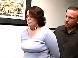 Sie hat am Ende einen langen, 2-minütigen Orgasmus!