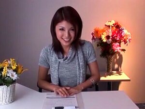 Fabulous japanische Tussi Azumi Harusaki in heißester Unterwäsche,
