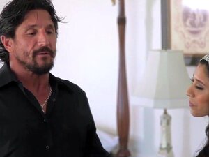 La figliastra riceve uno schizzo di sperma, la figliastra riceve una