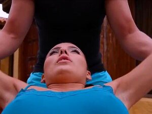 Vanessa Decker Workout-Sex bei AdultPrime