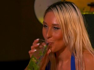 Amateurkoppel op zoek naar een eerste keer trio partner. Amateurkoppel