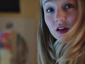 Gaite Jansen nackt oben ohne und heiße Videoszenen