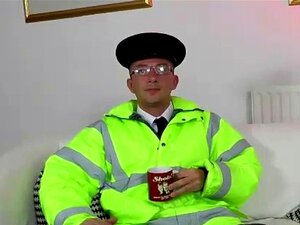 Reife Strümpfe Brit reitet Schwanz