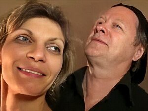 Erlebe das ultimative französische Ehefrau-Erlebnis, wenn die