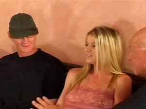 Blond Swinger Vrouw Verbaast