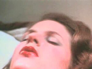 Klassischer Porno: Die Jade Pussycat!